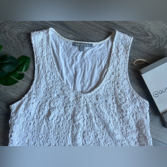 Daniel Rainn Jorgensen Crochet Overlay Sleeveless Shift Top in White. Size S - Picture 2 of 12